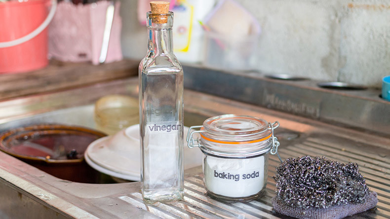 baking-soda-vinegar